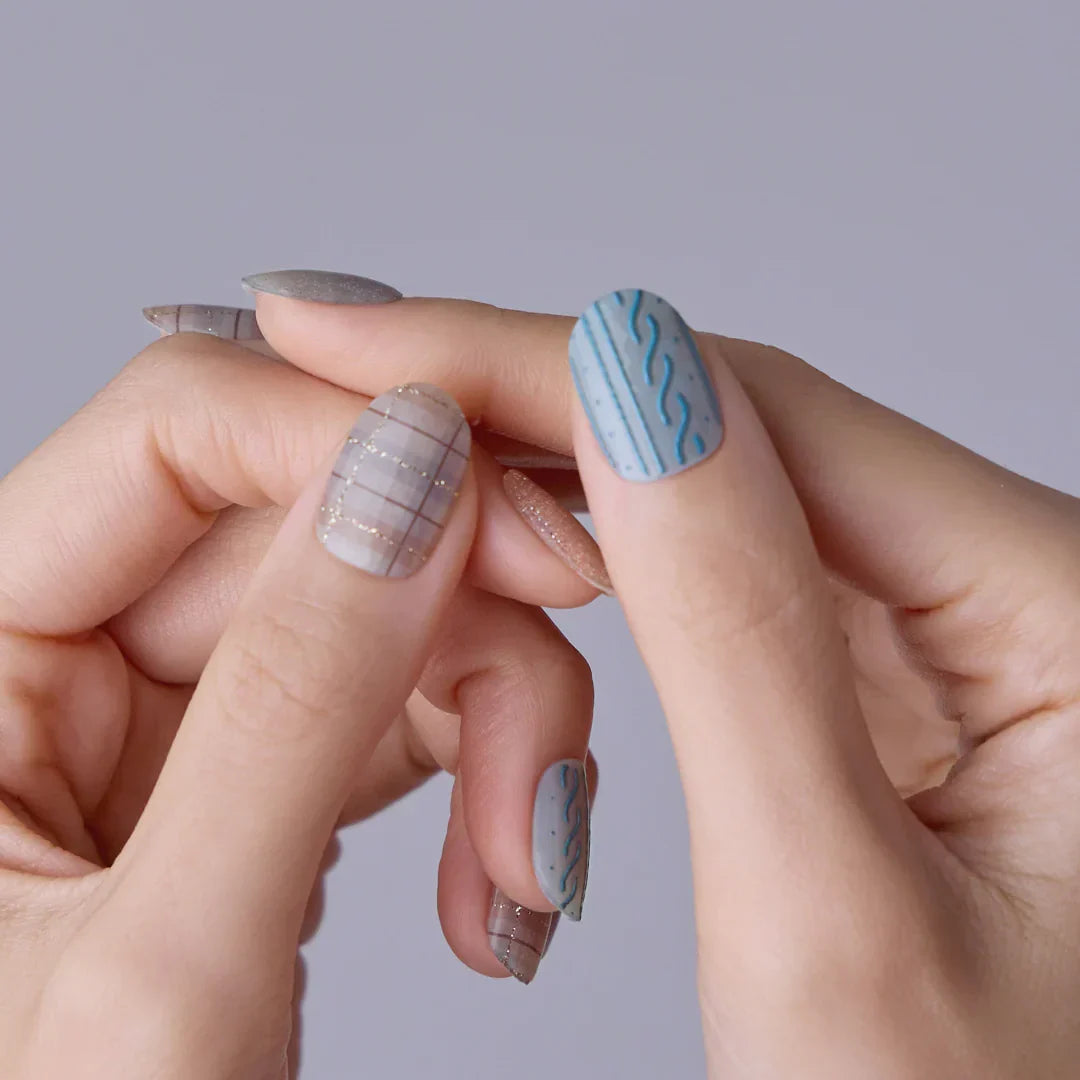 N Fuzzy Sweater Jel Tırnak 30 Adet 2 Kullanım