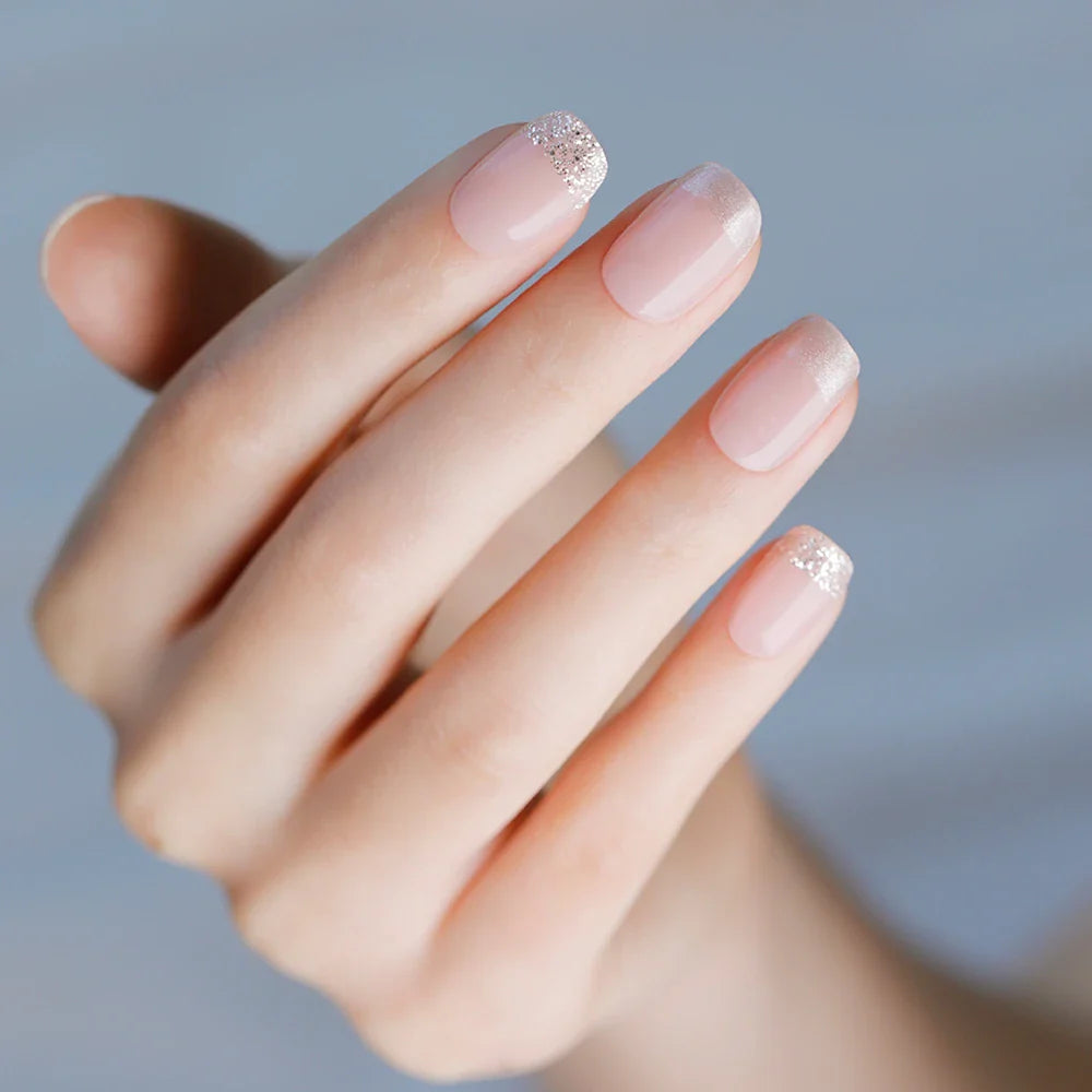 N Glow Light Jel Tırnak 30 Adet 2 Kullanım