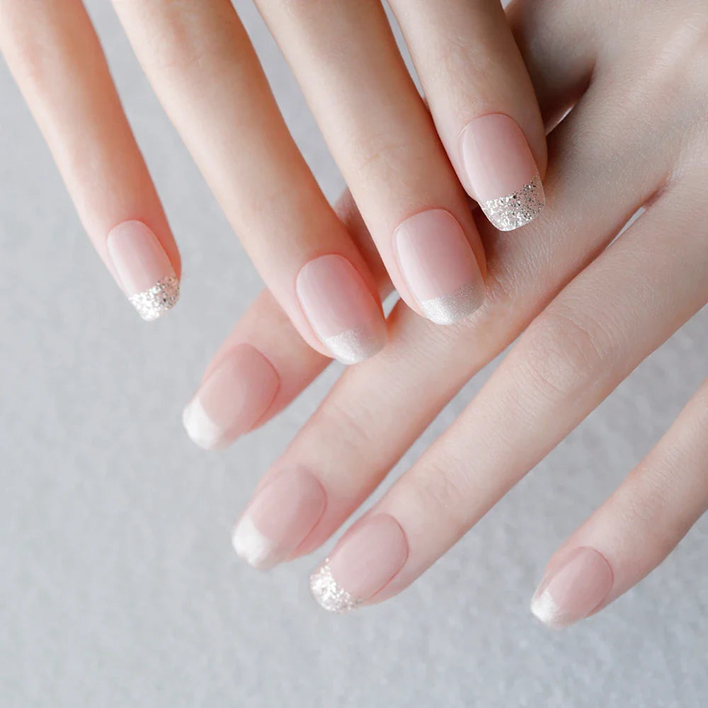 N Glow Light Jel Tırnak 30 Adet 2 Kullanım