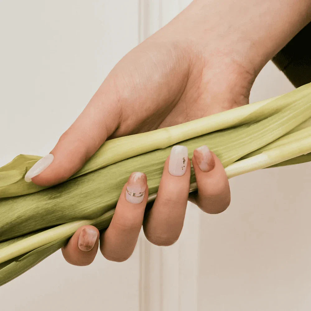 N Iris Jel Tırnak 30 Adet 2 Kullanım