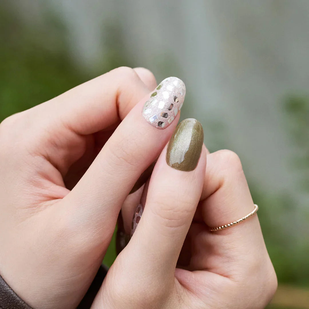 N Olive Glow Jel Tırnak 30 Adet 2 Kullanım