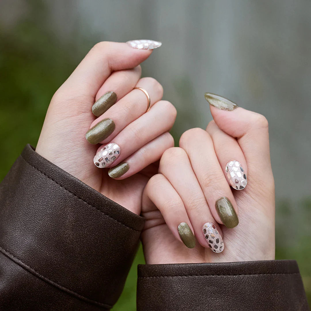 N Olive Glow Jel Tırnak 30 Adet 2 Kullanım