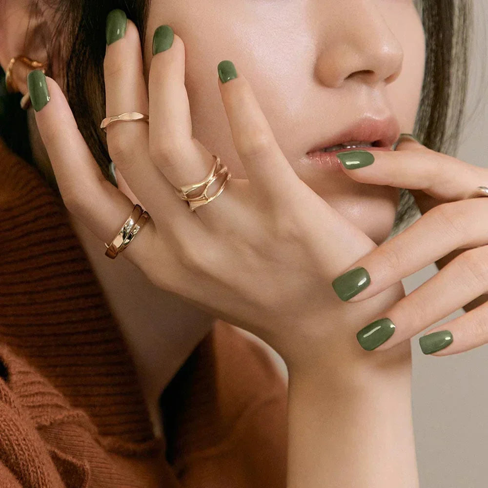 Daha Sağlıklı ve Güçlü Tırnaklar İçin En Etkili Tırnak Güçlendiricileri