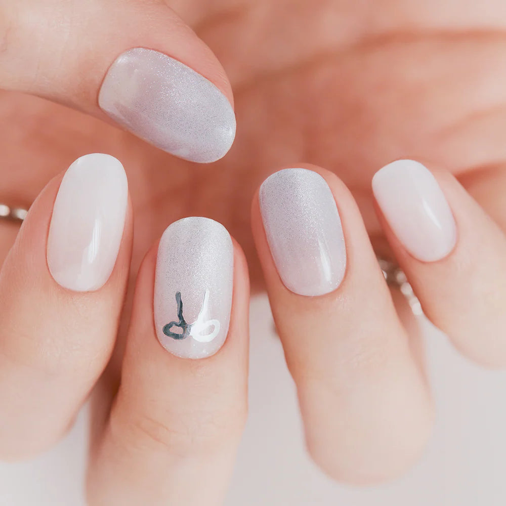 simli sade takma tırnaklar