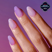 Golden Veil Jel Takma Tırnak Orta Boy Oval 30 Adet elde görünümü