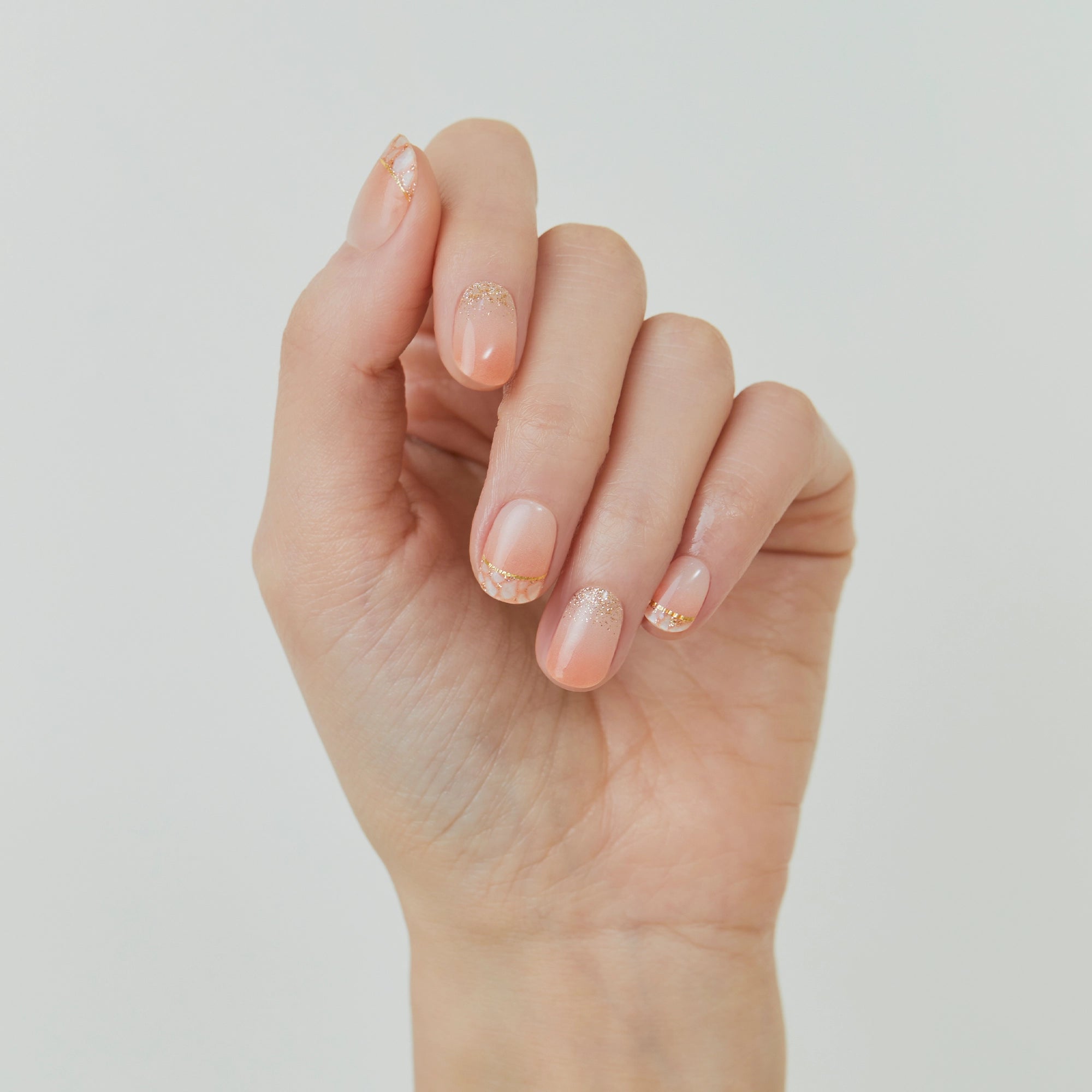 N Peachy Sparkle Jel Tırnak 30 Adet, 2 Kullanım